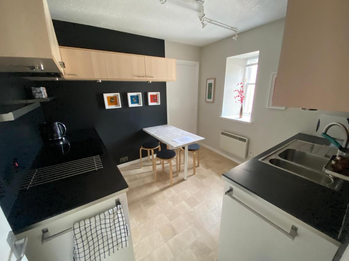 Lombard Hide Away Apartment Inverness Bagian luar foto